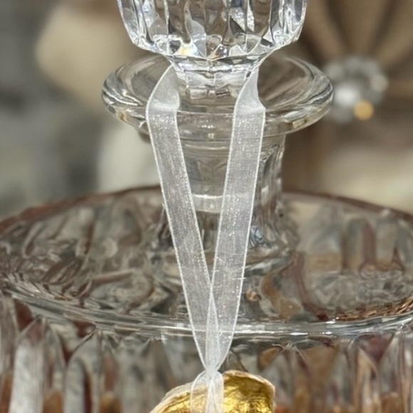 Hand Crafted MacKenzie Childs Royal Check Oyster Shell Ornament - Picture 2 of 5